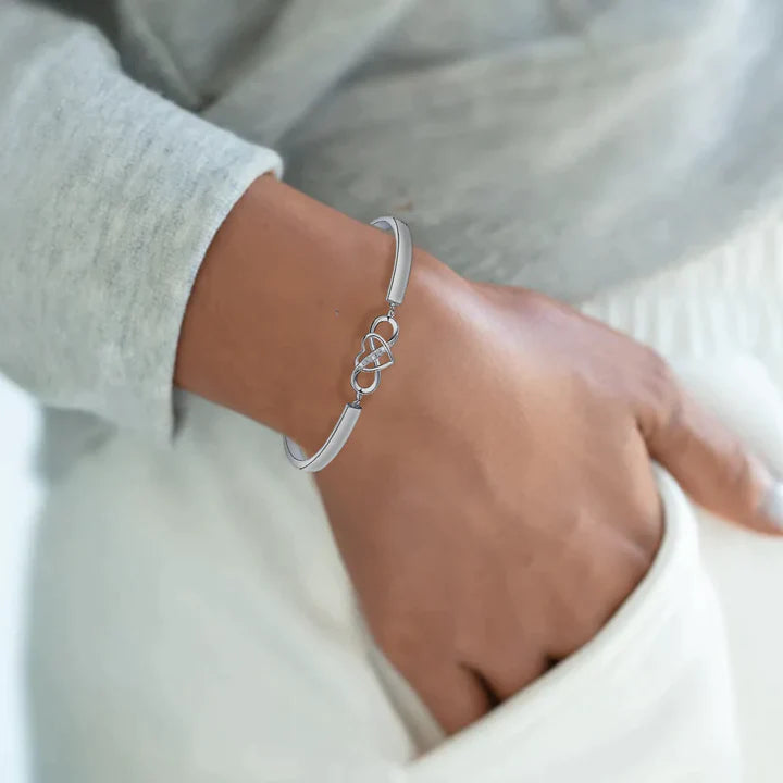 Eternal Heart Bracelet